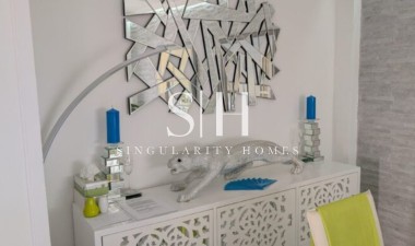 Återförsäljning - Villa - Villamartin - Costa Blanca