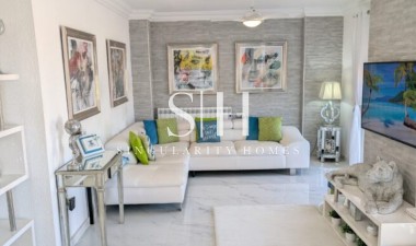 Återförsäljning - Villa - Villamartin - Costa Blanca