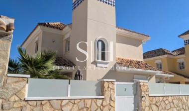 Återförsäljning - Villa - Villamartin - Costa Blanca