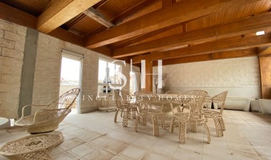 Odsprzedaż - Mieszkanie w bloku - Torrevieja - Costa Blanca