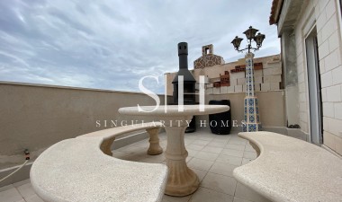 Odsprzedaż - Mieszkanie w bloku - Torrevieja - Costa Blanca