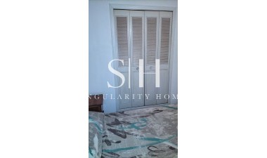 Odsprzedaż - Mieszkanie w bloku - Torrevieja - Costa Blanca