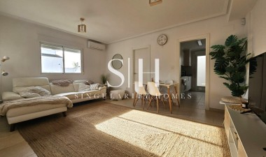 Odsprzedaż - Villa - San Fulgencio