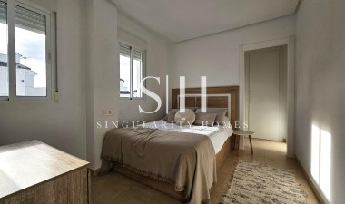 Odsprzedaż - Villa - San Fulgencio