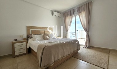 Odsprzedaż - Villa - San Fulgencio