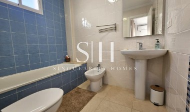 Odsprzedaż - Villa - San Fulgencio