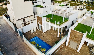 Resale - Villa - Orihuela Costa - Los Dolses