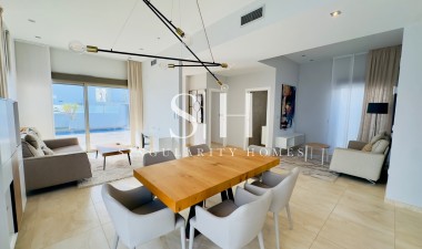 Resale - Villa - Orihuela Costa - Los Dolses