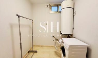 Resale - Villa - Orihuela Costa - Los Dolses