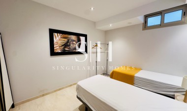 Resale - Villa - Orihuela Costa - Los Dolses