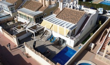 Återförsäljning - Villa - Orihuela Costa - Costa Blanca