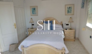 Resale - Villa - Playa Flamenca - Costa Blanca