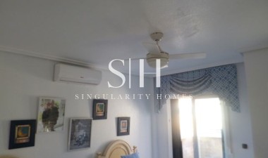 Resale - Villa - Playa Flamenca - Costa Blanca