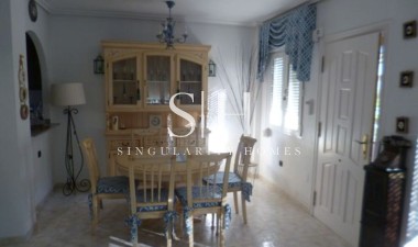 Resale - Villa - Playa Flamenca - Costa Blanca