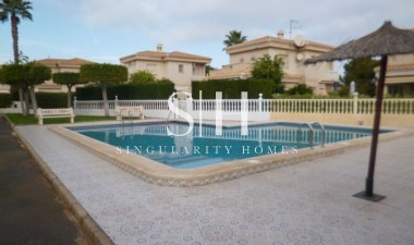 Resale - Villa - Playa Flamenca - Costa Blanca
