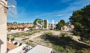 Перепродажа - Villa - Guardamar del Segura - EL RASO