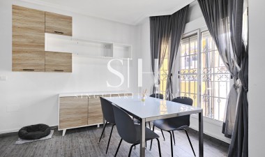 Перепродажа - Villa - Guardamar del Segura - EL RASO