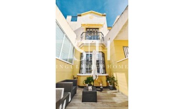 Перепродажа - Villa - Guardamar del Segura - EL RASO