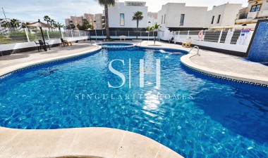 Перепродажа - Villa - Guardamar del Segura - EL RASO