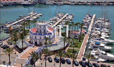 Новое здание - Квартира / квартира - Estepona - Estepona Golf