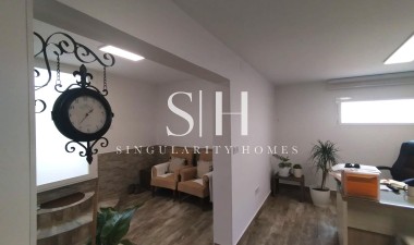 Перепродажа - Villa - San Miguel de Salinas - Inland