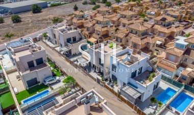 Resale - Villa - Torrevieja - Costa Blanca