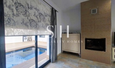 Перепродажа - Villa - Pilar de la Horadada - Costa Blanca