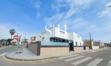 Перепродажа - Villa - Pilar de la Horadada - Costa Blanca