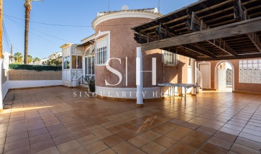 Перепродажа - Villa - Torrevieja - Costa Blanca