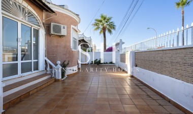 Перепродажа - Villa - Torrevieja - Costa Blanca