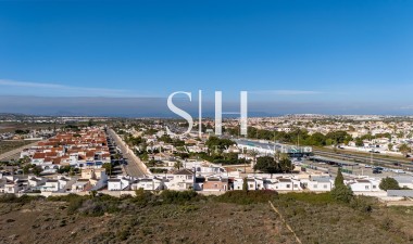 Перепродажа - Villa - Torrevieja - Costa Blanca