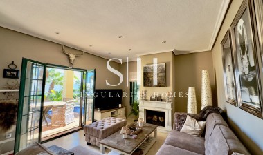 Resale - Villa - Orihuela Costa - Costa Blanca