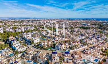 Resale - Villa - Orihuela Costa - Costa Blanca