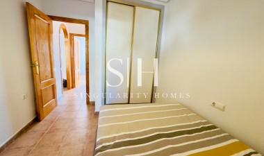 Перепродажа - Квартира / квартира - Orihuela Costa - La Florida