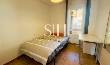 Перепродажа - Квартира / квартира - Orihuela Costa - La Florida