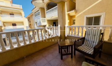 Перепродажа - Квартира / квартира - Orihuela Costa - La Florida
