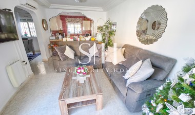 Resale - Villa - Villamartin - Costa Blanca