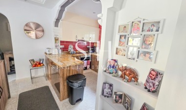 Resale - Villa - Villamartin - Costa Blanca