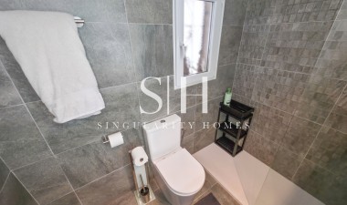 Resale - Villa - Villamartin - Costa Blanca