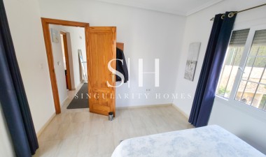 Resale - Villa - Villamartin - Costa Blanca