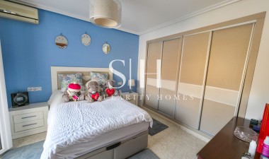 Resale - Villa - Villamartin - Costa Blanca