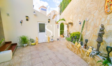 Resale - Villa - Villamartin - Costa Blanca