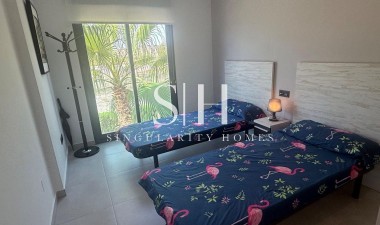 Herverkoop - Bungalow - Guardamar del Segura - Oasis Beach