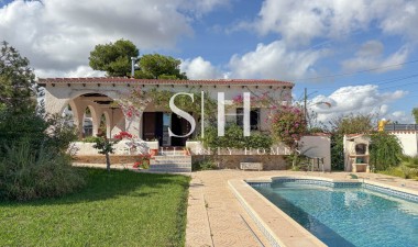Resale - Villa - Los Balcones - Costa Blanca