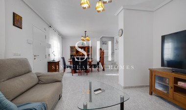 Resale - Villa - Torrevieja - Costa Blanca