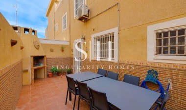 Resale - Villa - Torrevieja - Costa Blanca