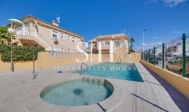 Resale - Villa - Torrevieja - Costa Blanca