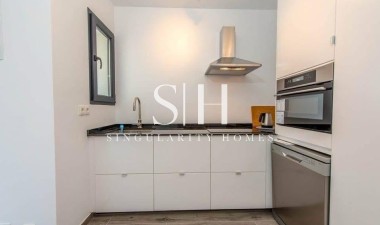 Resale - Villa - Orihuela Costa - Punta Prima