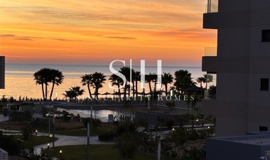 Resale - Villa - Orihuela Costa - Punta Prima