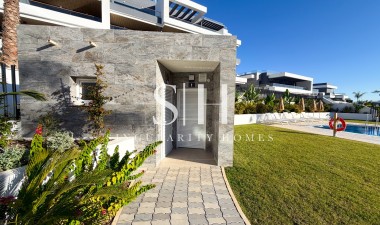 Resale - Apartment / flat - Torrevieja - La Hoya